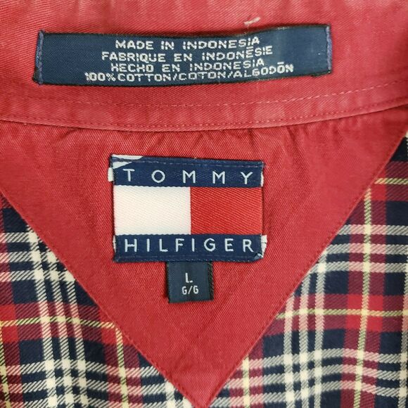 VINTAGE Tommy Hilfiger SIZE L Button Down Shirt Mens Red Plaid Crest Preppy - Picture 3 of 7